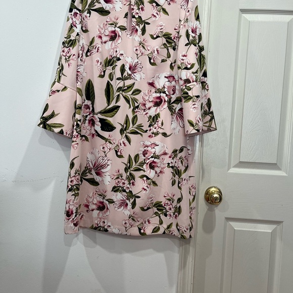 White house black market floral dress size10. G-28 - Picture 2 of 7